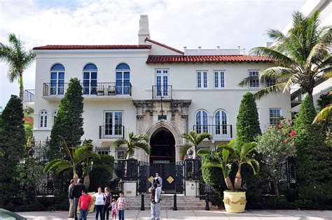 south beach stories gianni versace|versace mansion history.